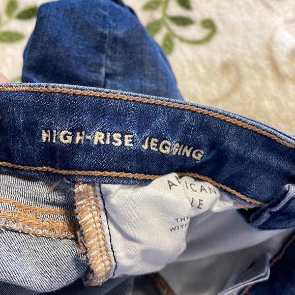 American Eagle Jeggings - Picture 2 of 4